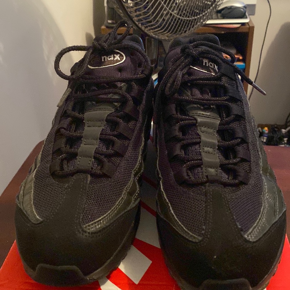 Nike Air Max 95 Essential